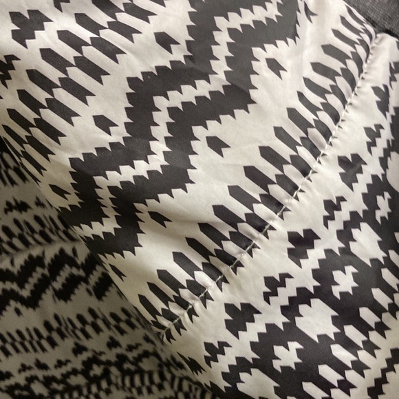 Avalanche winter coat with weather shield like new
Excellent condition - Picture 3 of 9